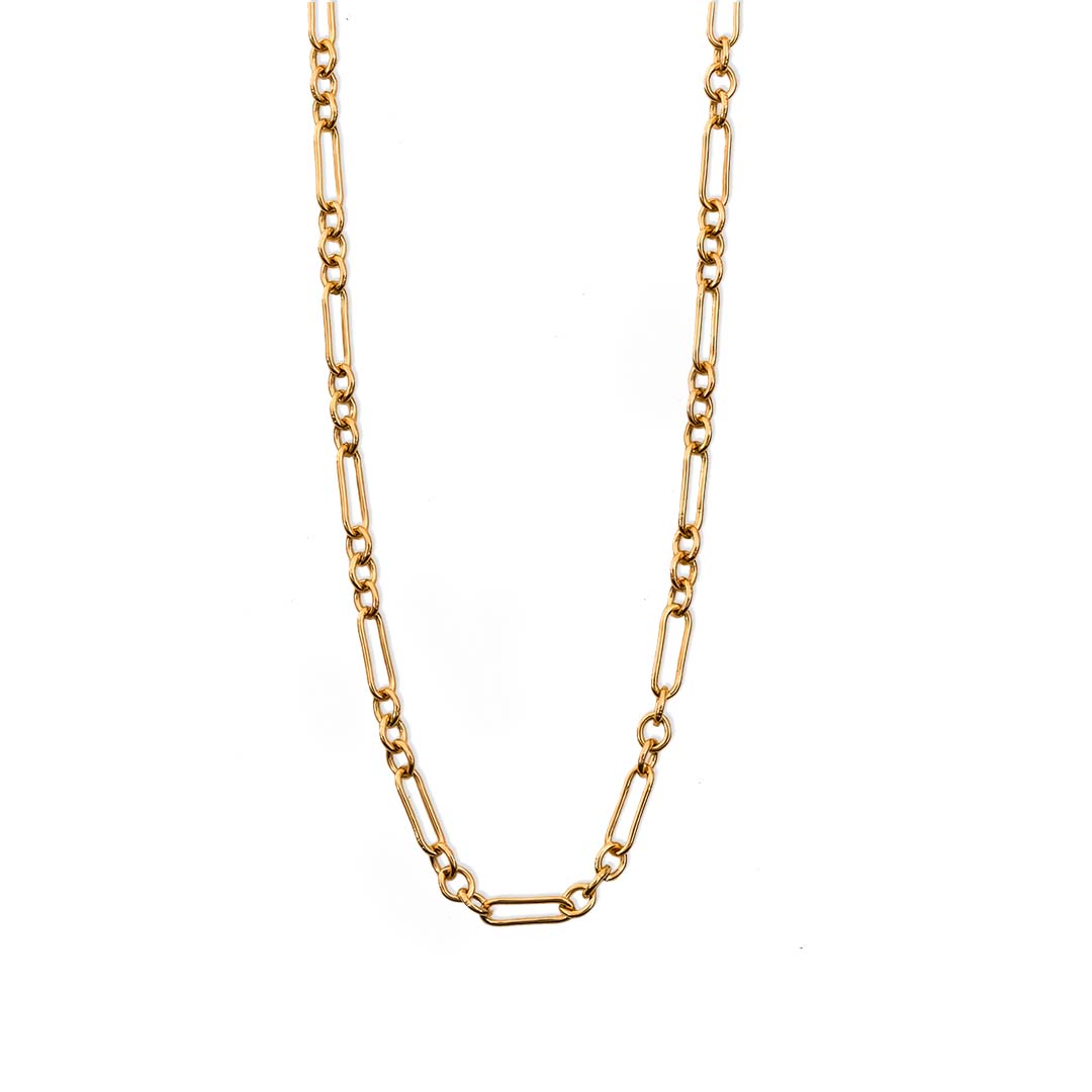 Chain Mail Necklace - Gold Closeup1