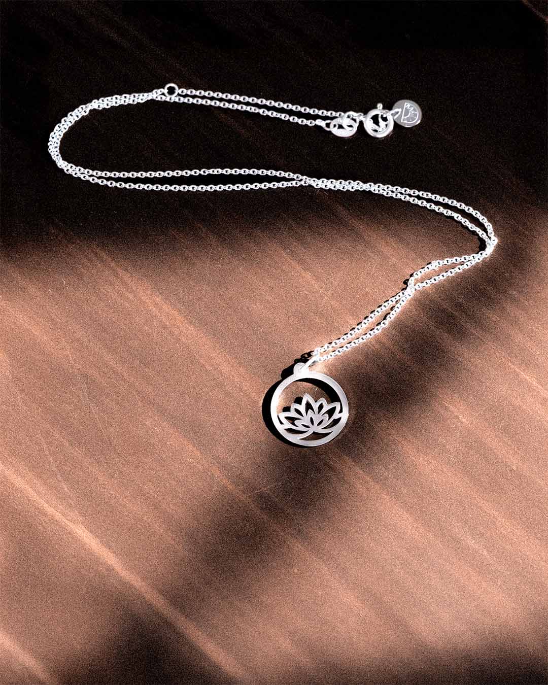 Baby Lotus Necklace - Silver flatlay