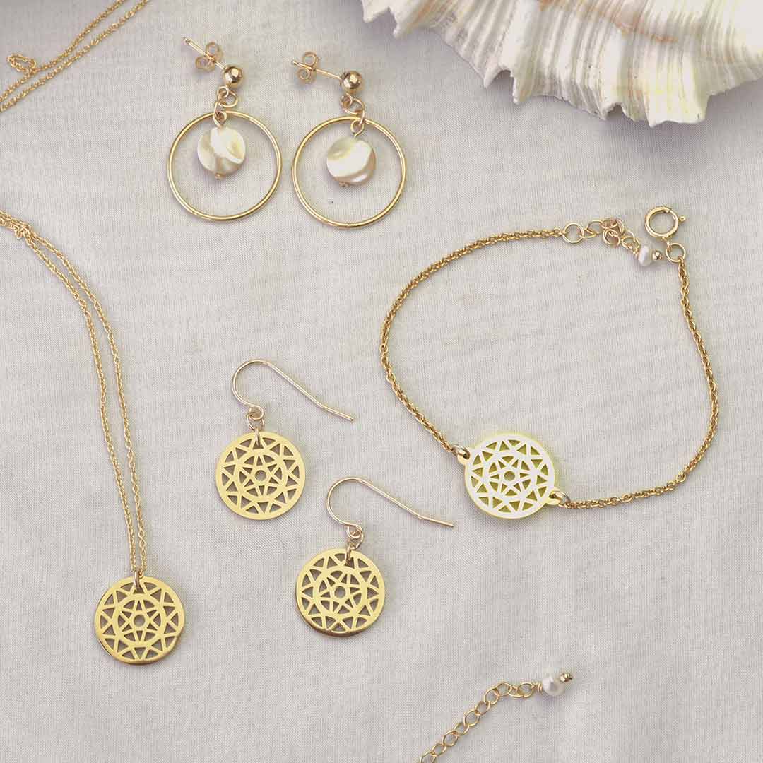 Baby Dandelion set flatlay