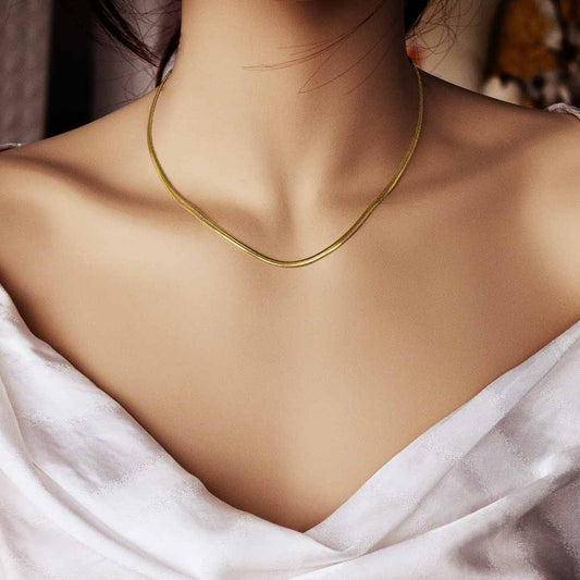 model wearing Baby Medusa Snake Chain - Gold