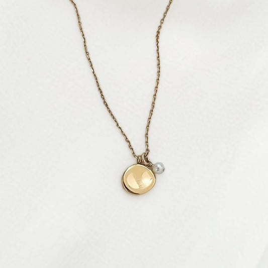 Pod Pearl Necklace - Gold and Pearl