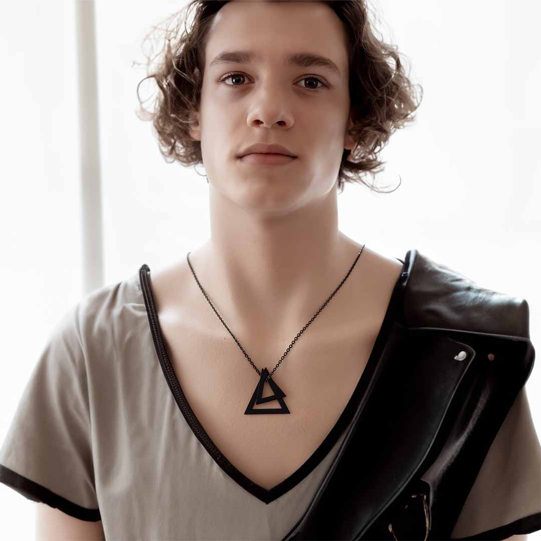 male model wearing double deltaglyph black short chain