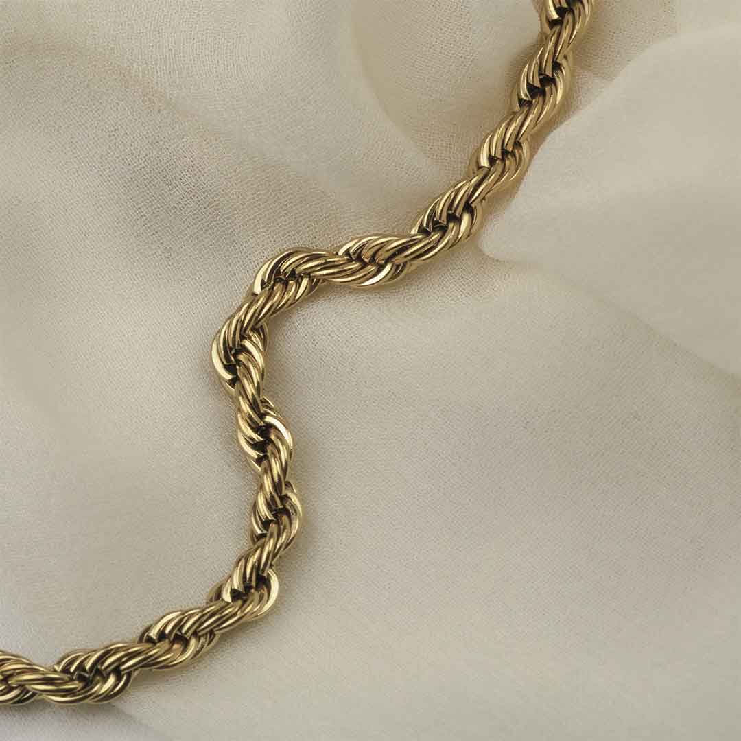 Classic Rope Chain - Gold closeup