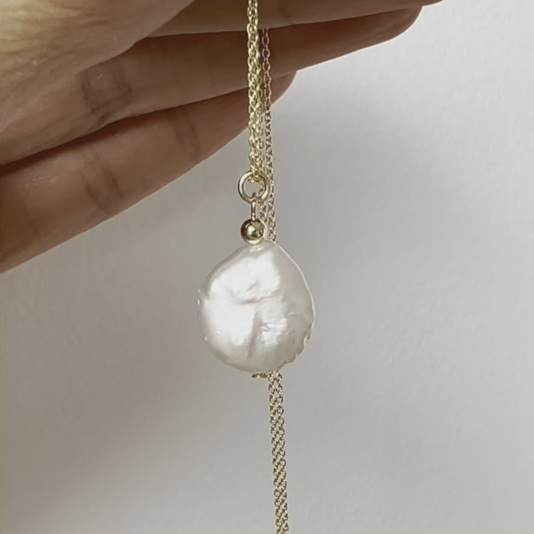 Enchantment Pearl Necklace - Gold and Pearl E
