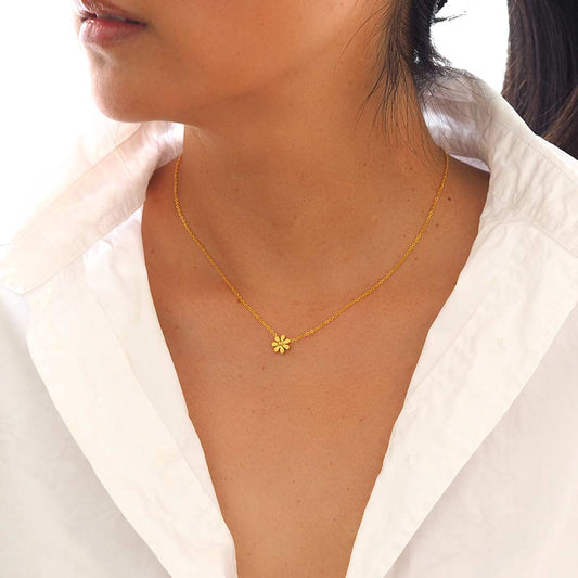 Model wearing Daisy Necklace - Gold