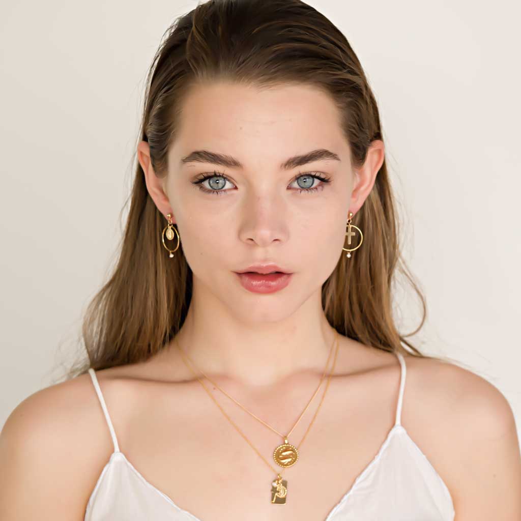 Model wearing Reflections Faith Pearl Necklace - Gold